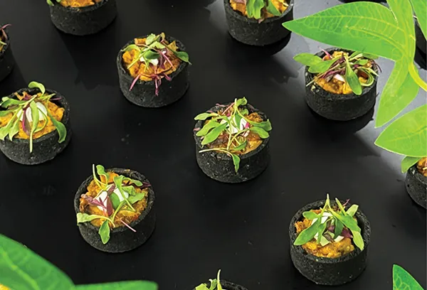 Elegant canapé presentation