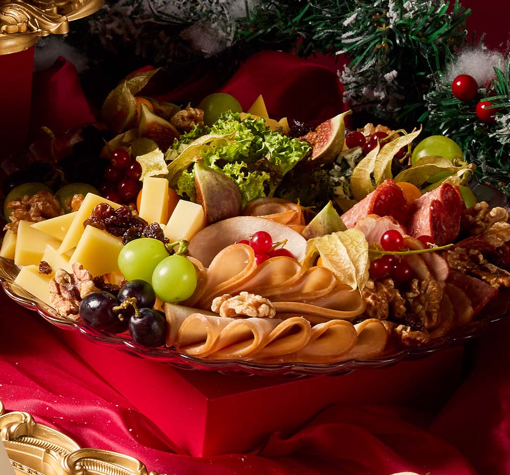 Seasonal Cheese & Charcuterie Platter