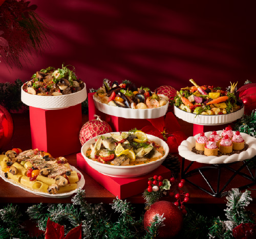 Winterberry Buffet